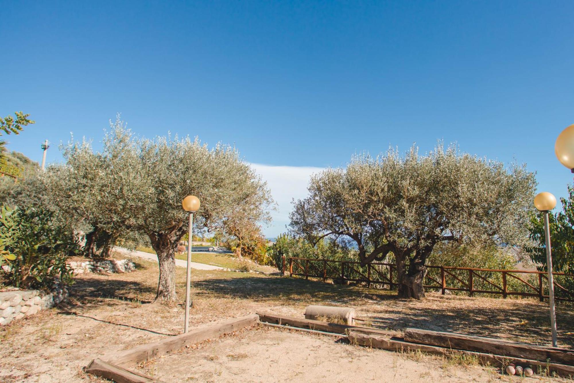 Calami - Villa Romeo - Private Apartments With Pool, Seaview & Olive Grove Santa Caterina Dello Ionio Marina Eksteriør bilde